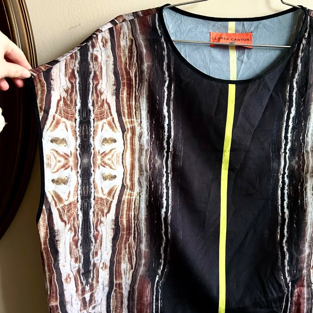 Clover Canyon by Rozae Nichols | Geode Print High-Low Top – Size M